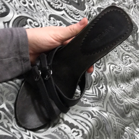 Wedge sandal. - Picture 4 of 4